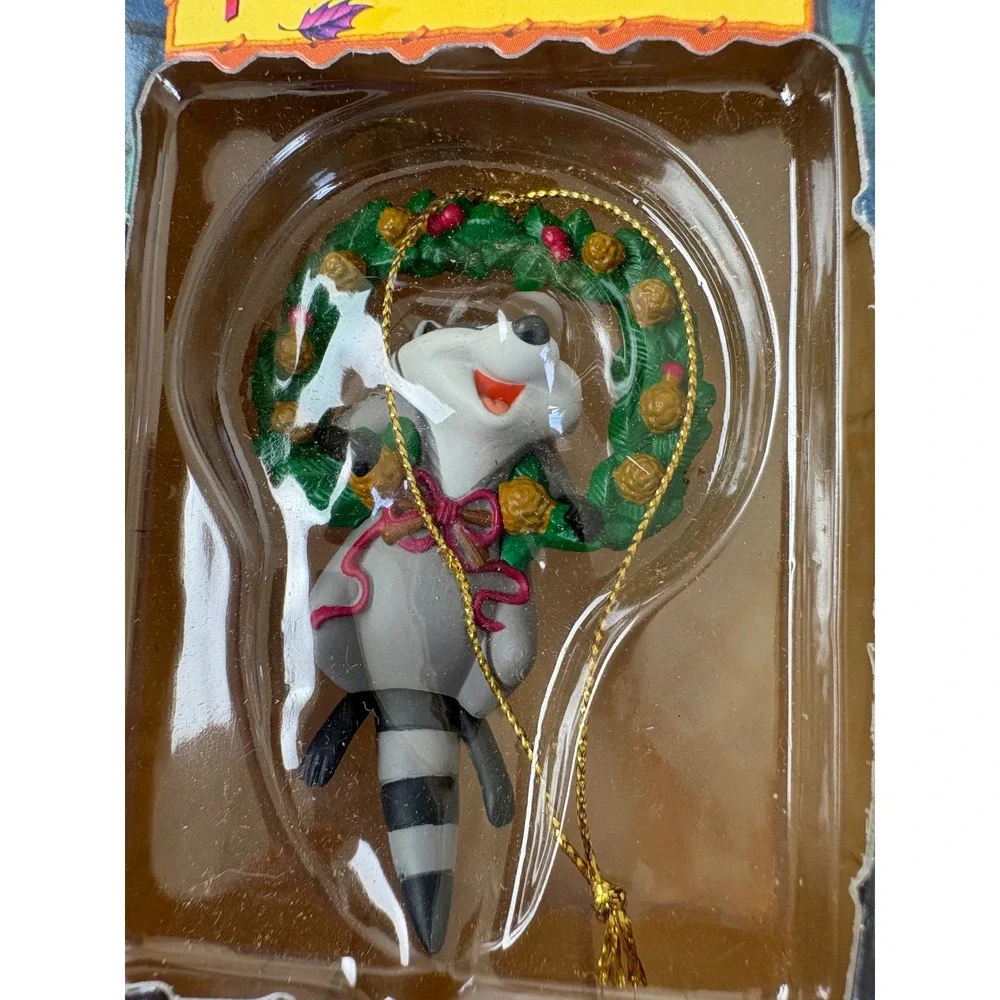Disney Pocahontas Meeko Raccoon Wreath‎ Ornament Grolier First Issue 1995 Boxed
